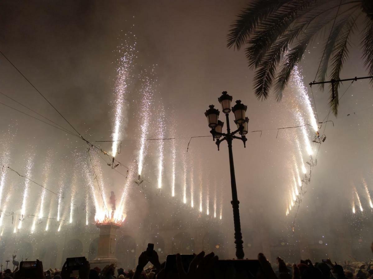 Espigall Vilanova i la Geltru Ngoại thất bức ảnh